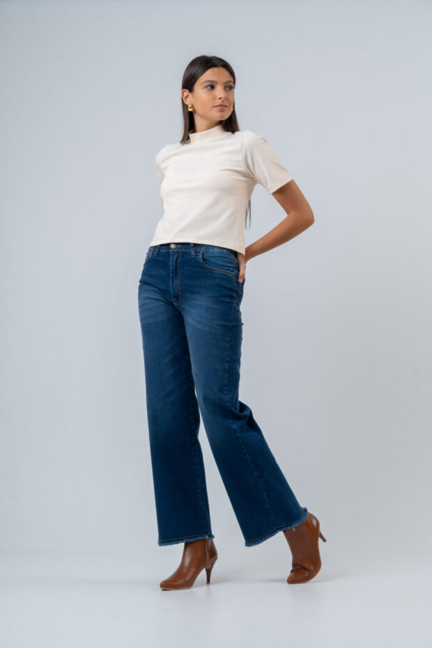 Jean recto localizado